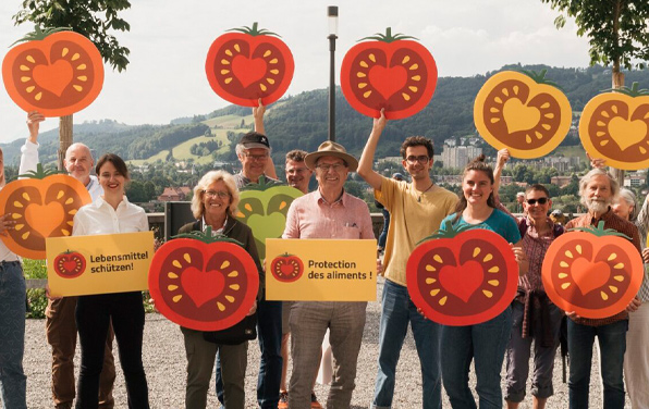 Dépôt de l’initiative Pour des aliments sans OGM